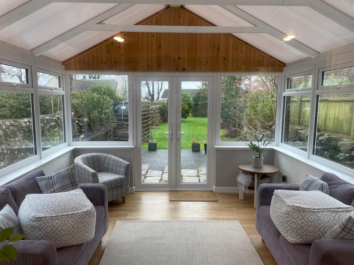 Pass The Keys Charming 3Br Listed Cottage In Historic Wigtown Newton Stewart Exterior photo